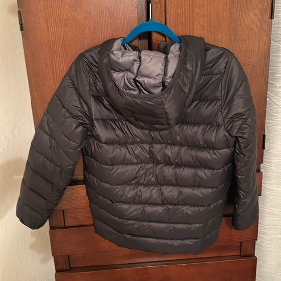 Classic Black Puffer Hoodie Kids L Unisex NWOT - Picture 4 of 4